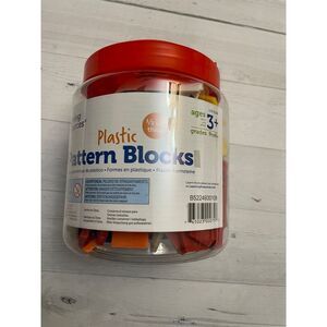 Learning resources plastic‎ pattern blocks